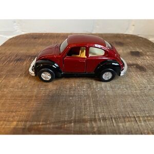 Kinsmart 1967 Volkswagen Classic Beetle die-cast model toy‎ car. 1:32 scale